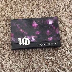 Urban decay eyeshadow palette